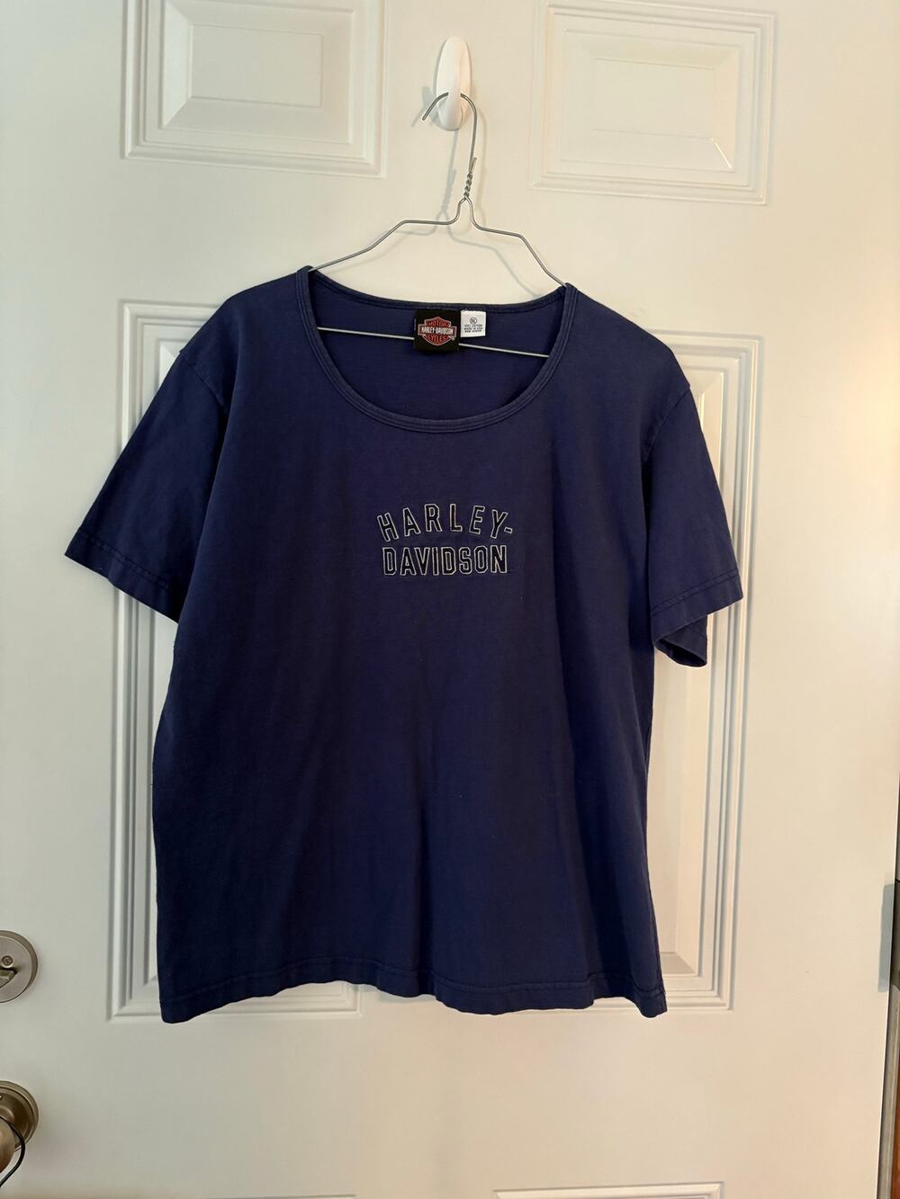 Women’s navy blue Harley Davidson T-shirt, size XL